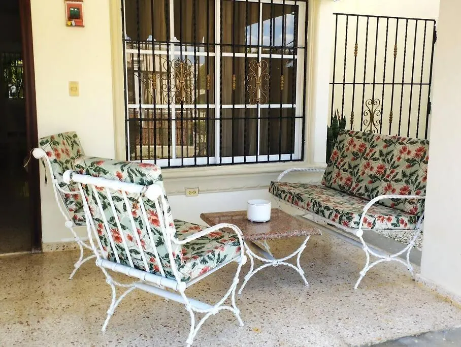 Amplia Residencia Familiar Apartman Santo Domingo Dominikai Köztársaság